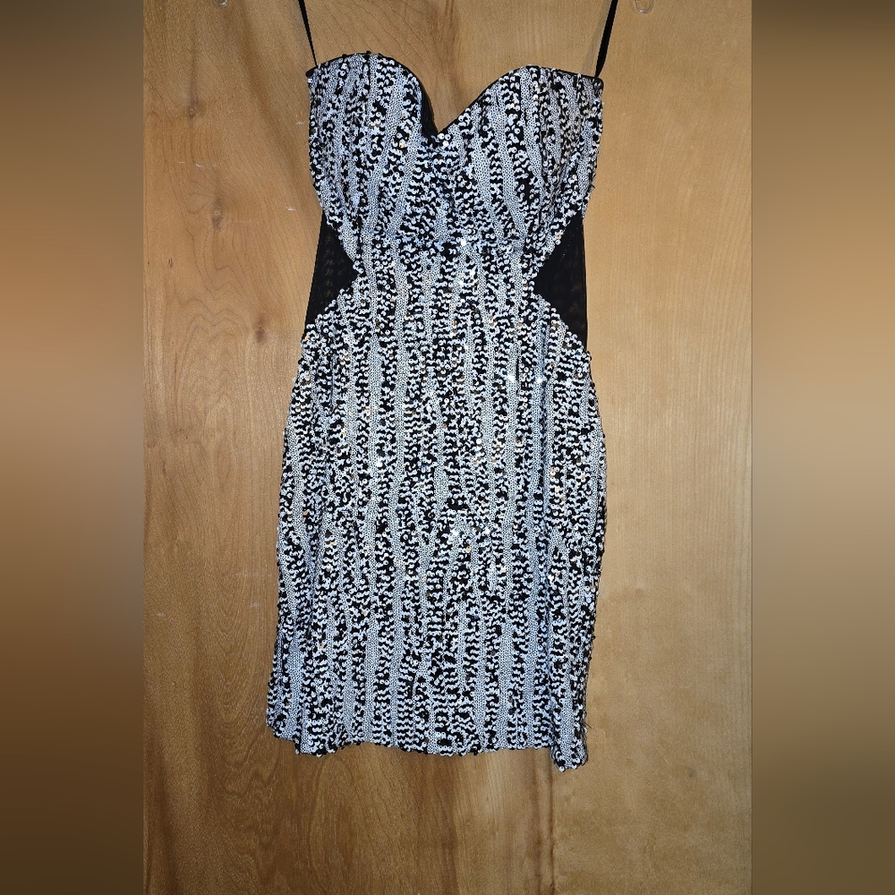 Jump Strapless Black and White Dress